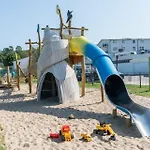 356, Seepark